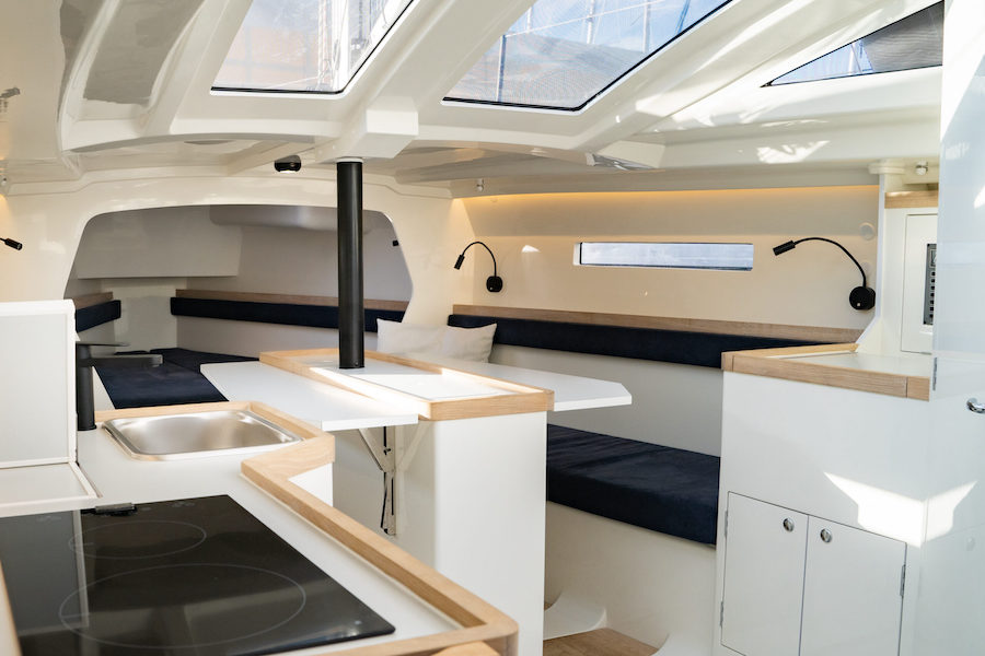 Bente 28 yacht foto innen 1