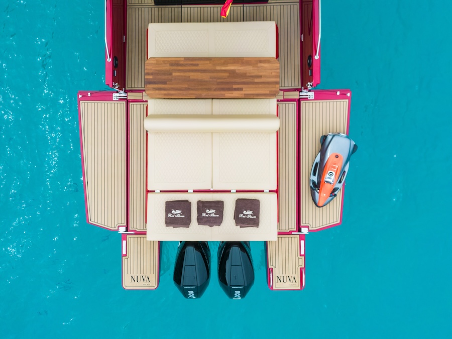 Nuva M11 Motoryacht Fotos 3
