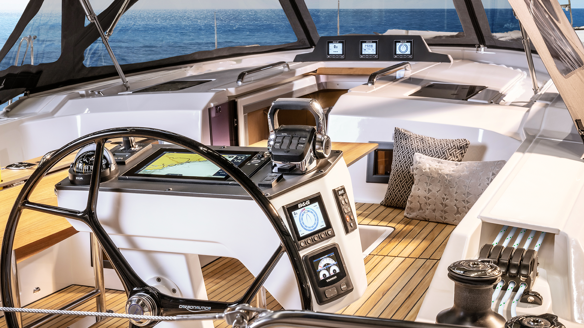 bavaria c46 deck